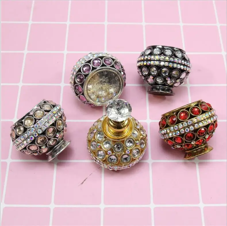 

NOQ False Nails Nail Alloy Diamond Base Fingertips Practice Metal Base Support Display Practice Nail Display Magnet Removal