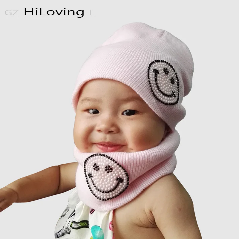 

2016 Fashion 2pcs Kids Hat Scarf set Kawaii Beanie Cotton Children Winter Hats little Boys Girls Kids Smile Hats Scarf Sets