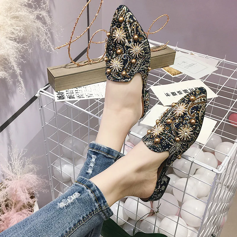 10987256405_607726165