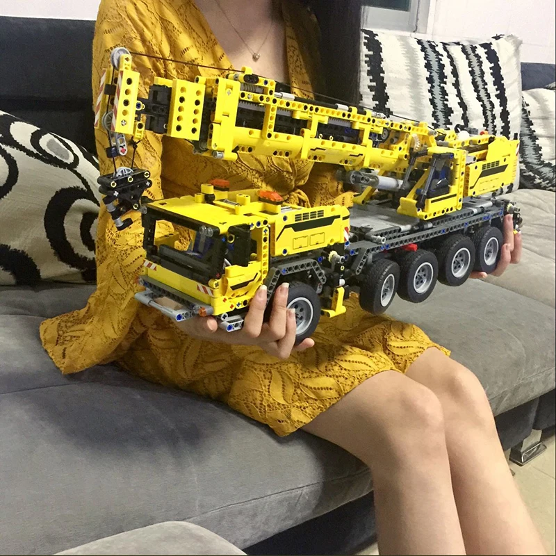 20004 Technic серия двигатель мощность мобильный кран Mk II модель 2667 шт строительные блоки кирпичи наборы подарки игрушки 42009