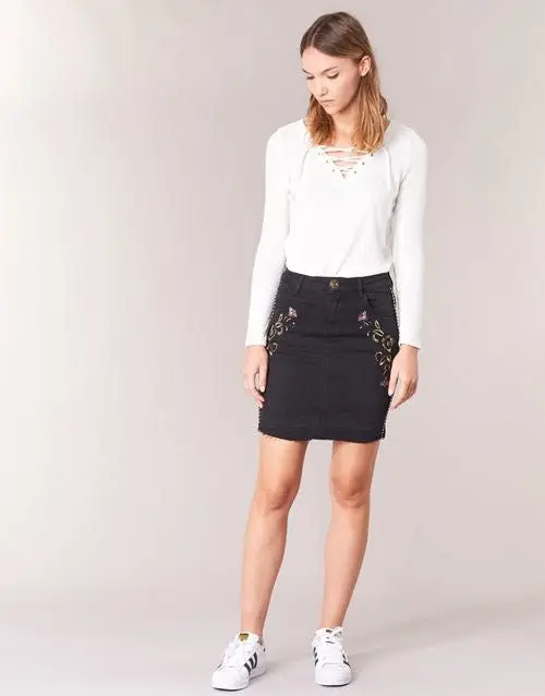 

Spanish Deg Foreign Trade Factory's original single-tailed spring and autumn half-length skirt