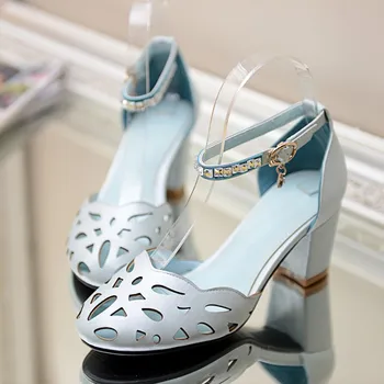 

2017 new summer fashion women sandals hollow out med thick heels diamond buckle women shoes sweet dress casual shoes big size 43