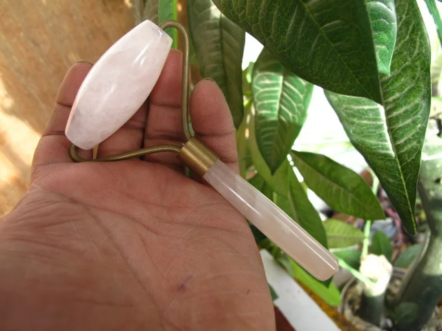 

NATURAL ROSE QUARTZ CRYSTAL MASSAGER WAND POWERFUL HEALING