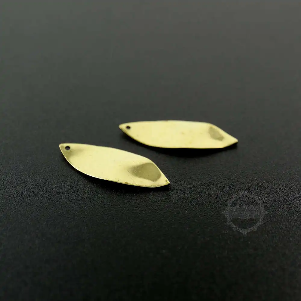 Antique Brass Triangle Shape Charms 0.5 x 16.5 x 25 mm 1 Hole
