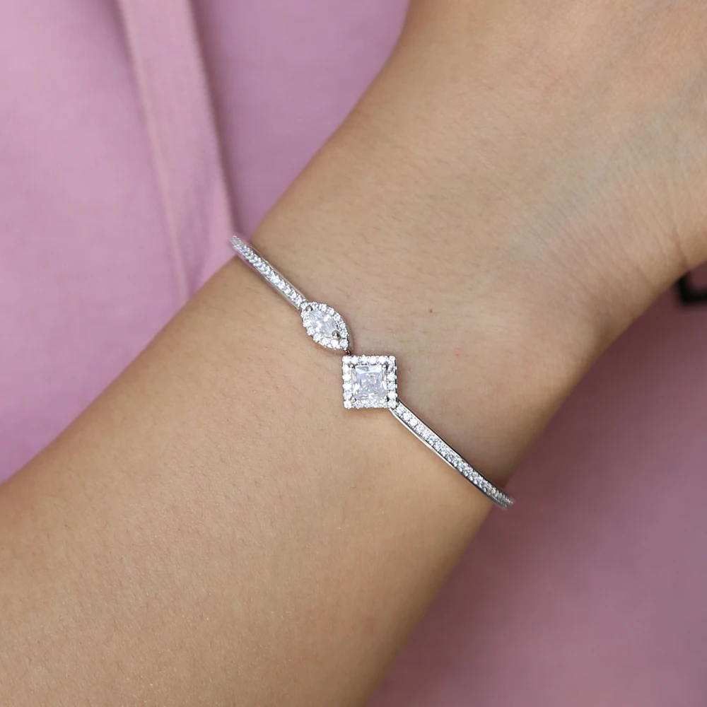 

2019 simple style SPARKING cubic zirconia silver rose gold color top quality open cuff women bangles wedding gift charm bracelet