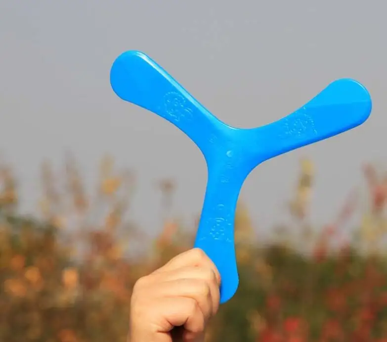 Бумеранг летающий диск Спорт на открытом воздухе парк специальные летающие игрушки летающая тарелка случайный цвет