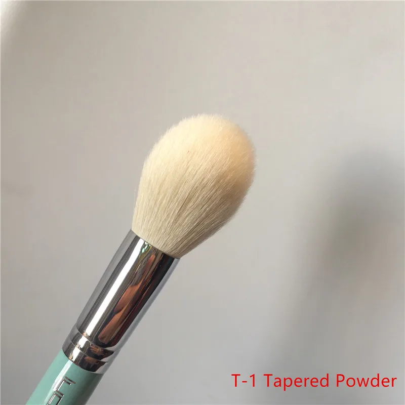 Lydia T-Series T-1 Tapered Powder Brush _ 1