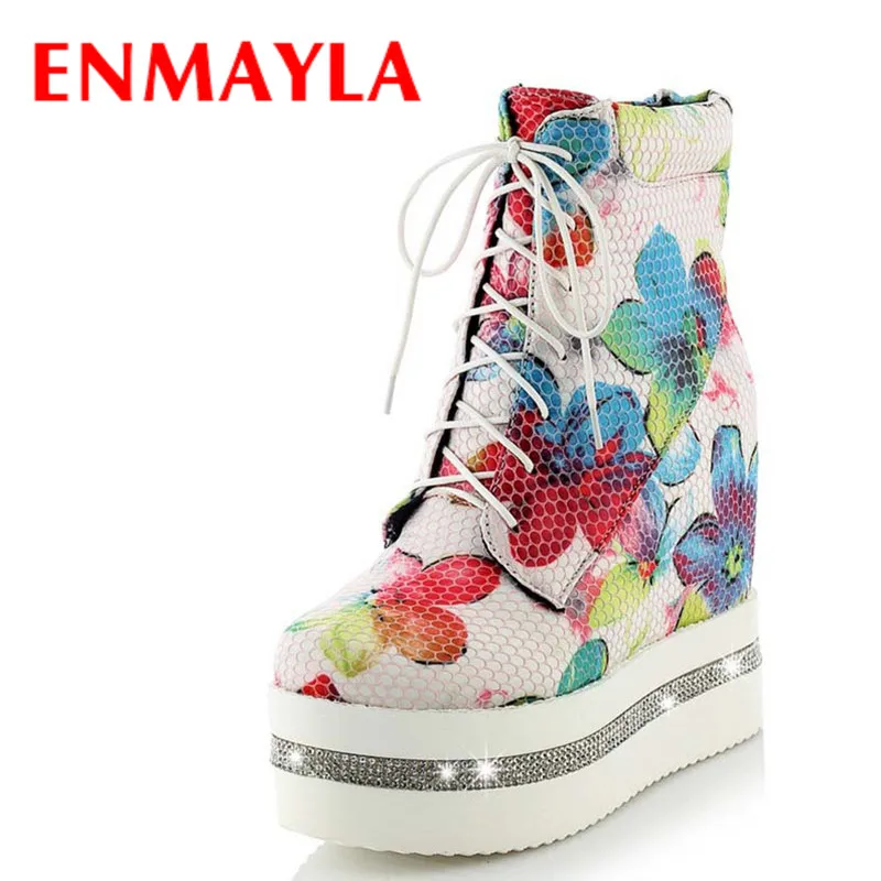 

ENMAYLA Fashion Print Wedges Heel Ankle Boots For Women Retro Rhinestone Platform Lace-up Shoes Women Round Toe High-top Shoes