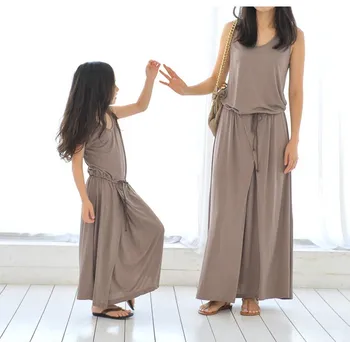 

hot sale Family fitted 2019 summer mother daughter dresses Korean fashion long knitted dress brown