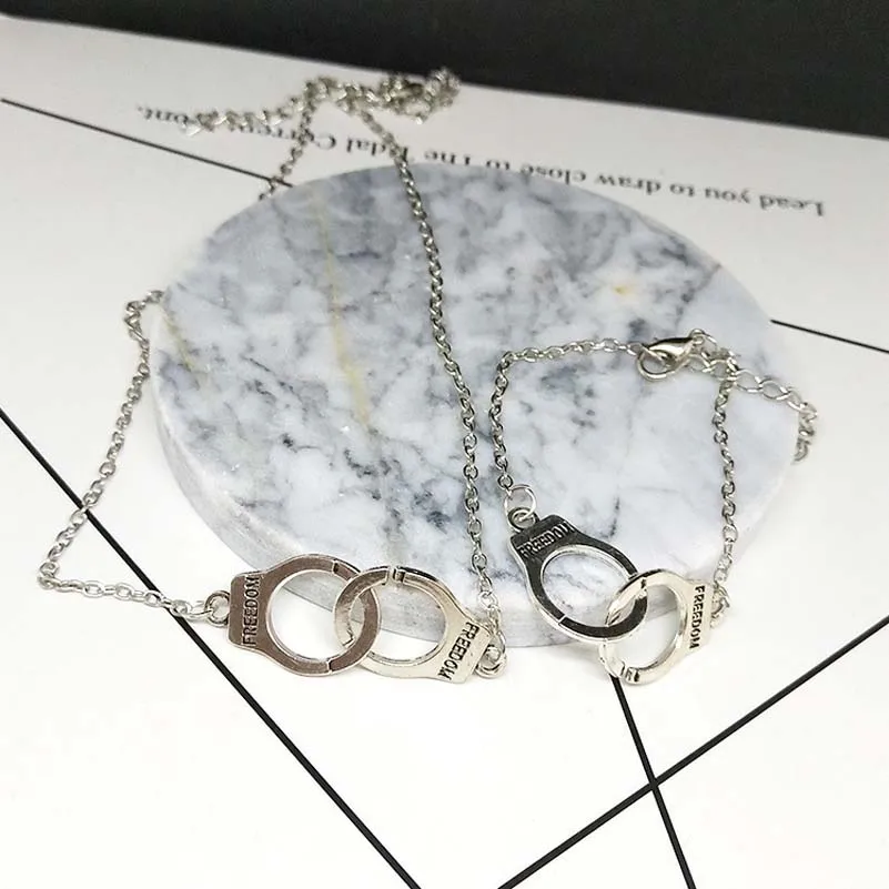 

1pcs Handcuff Pendant Necklace For Women Men Steampunk Fashion Jewelry Lover's Collares FREEDOM Valentine's Day Gift HOT 2018