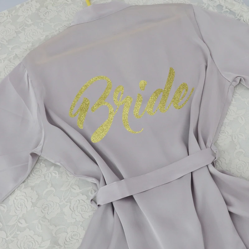 灰色 Bride