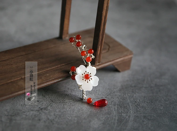 

Hong Shan Guo Red Wild Fruit Interesting Original Handmade Hair Combs earrings Hanfu Accessories for TV play Photography
