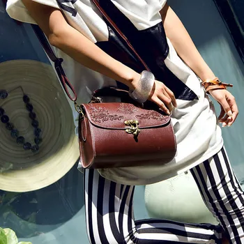 

041118 new hot women small vintage messenger bag lady flap bag