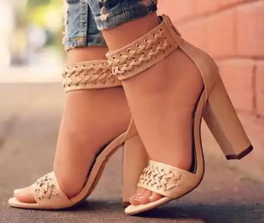 sandalias color nude