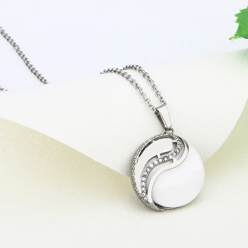 Ожерелье с подвеской Инь Янь украшенное кристаллами|chain for women|ceramic pendantcharm necklace |