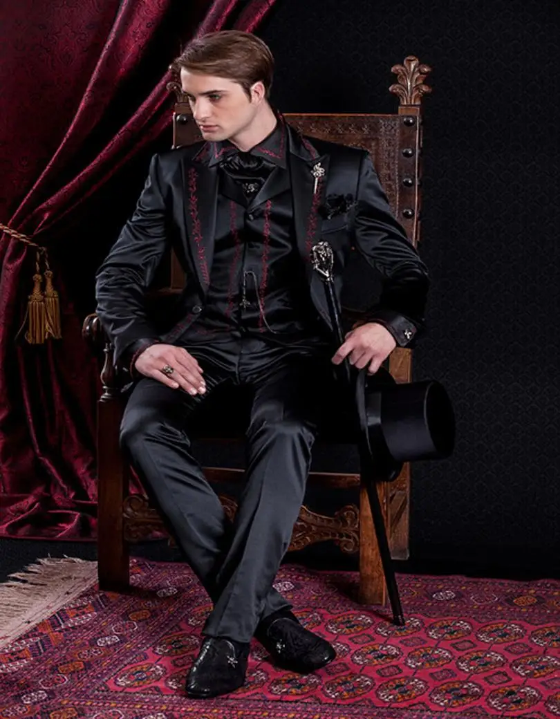 Three-Pieces-2017-Groomsman-Suit-Evening-Suits-Baroque-style-Groom-TuxedosEmbroidery-decorate-man-s-suit-Jacket (1)