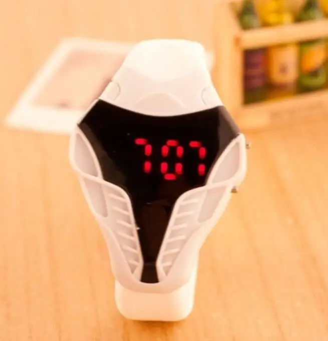 HTB1LBxMXJnJ8KJjSszdq6yxuFXaB