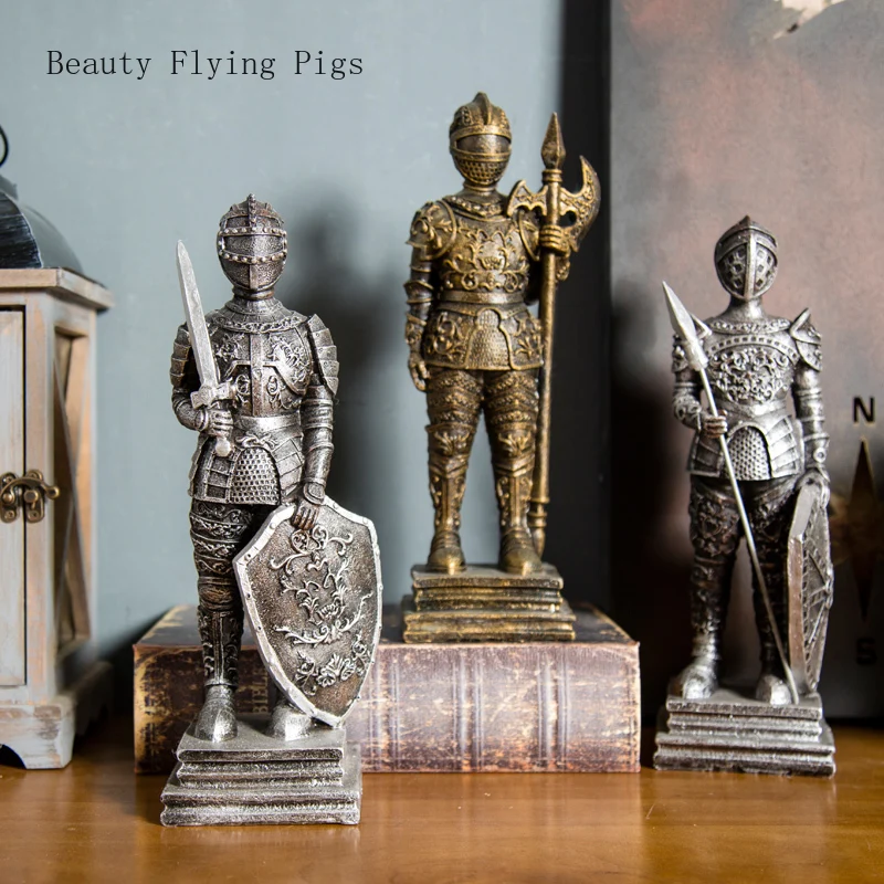 cheap American retro Roman soldier model decoration coffee room study bookcase bar partition decoration decoration window display