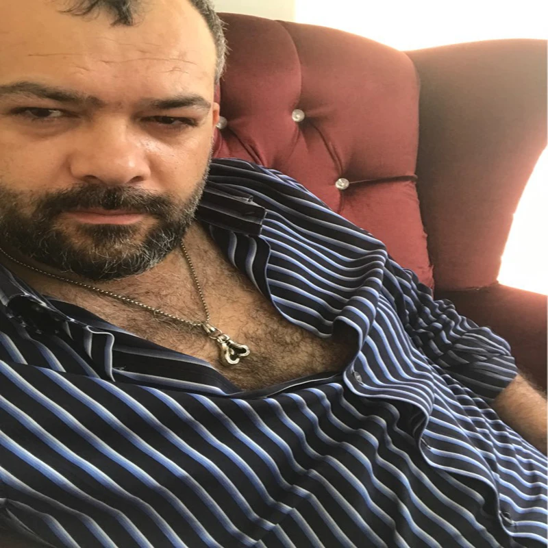 UTB8CvWZyBahduJk43Jaq6zM8FXau