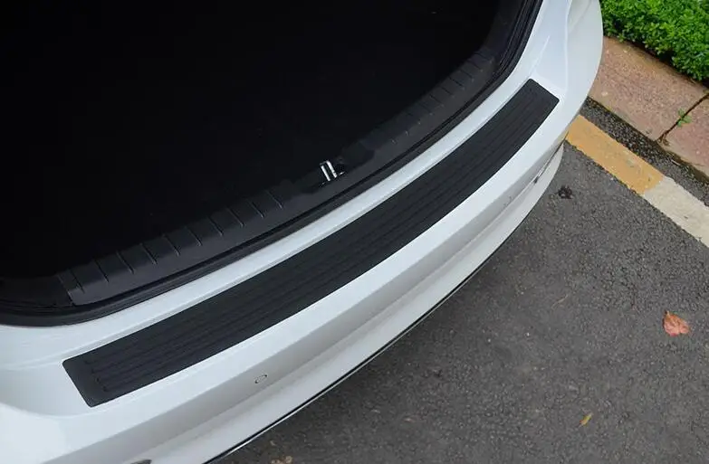

Car Trunk Door Car Styling Scratch Protection Strip For SsangYong actyon korando kyron rexton 2 rodius keys emblem Accessories