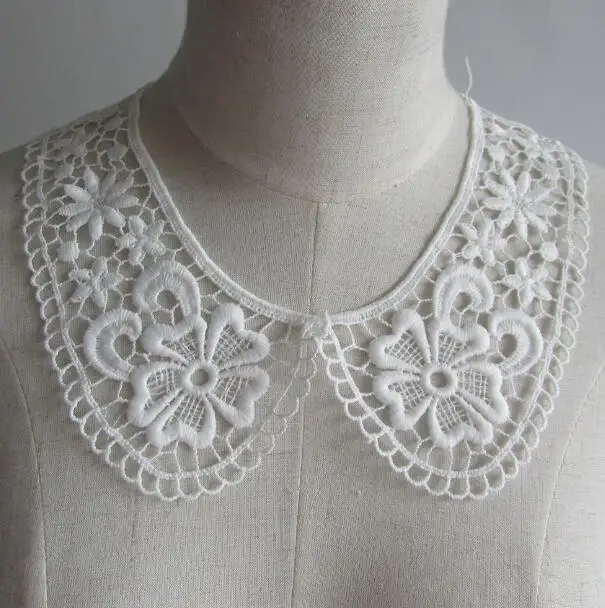 

Women's Korean Fashion white lace fake collar lady's hollow out flower embroidery diy accessories Ties Detachable Collar R971