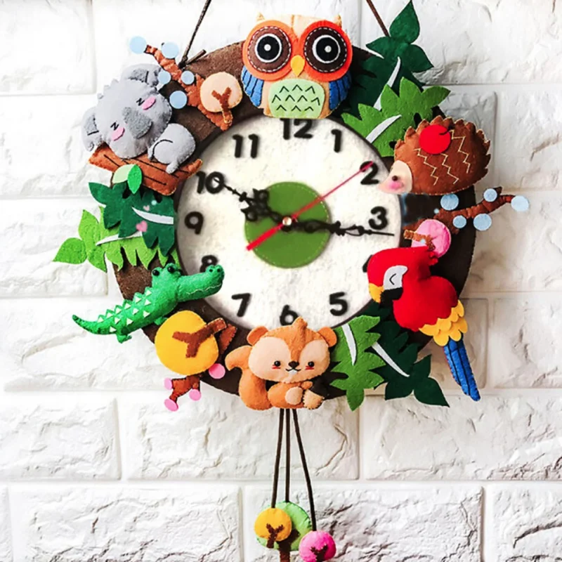 

Felt Wall Clock Free Cutting Felt Material DIY Package Forest Animal Theme Handmade Cloth Clock For Living Room Decorar