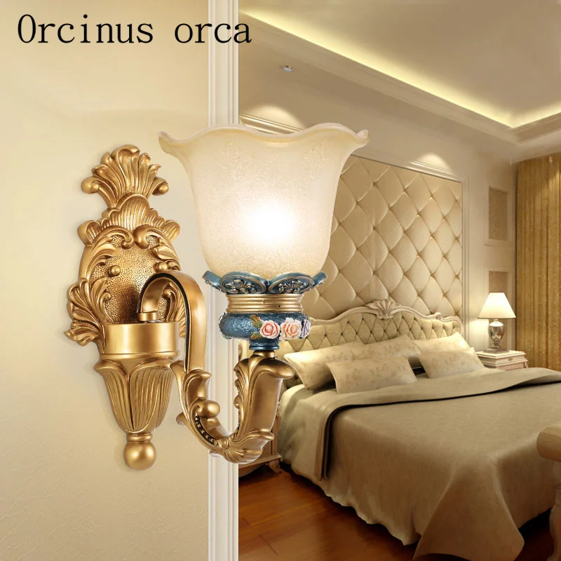

European style antique painted wall lamp living room background wall bedroom staircase passageway American resin wall lamp