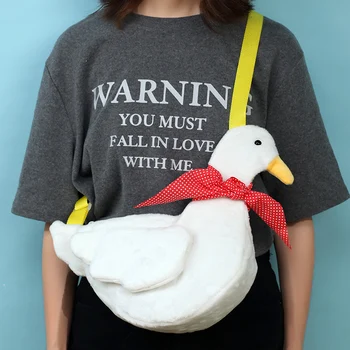 

2020 new ins super fire net red duckbag cute cartoon duck duck small satchel slash Plush female bag tide
