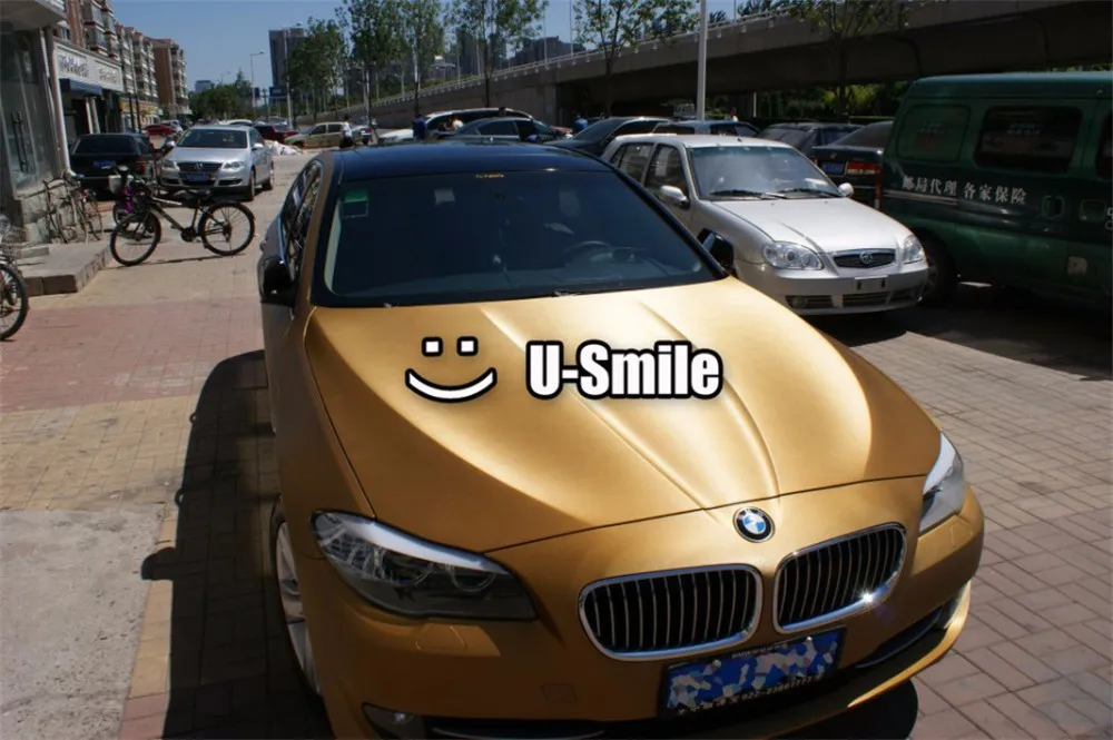 Gold-BRUSHED-Metallic-Vinyl-Wrap-02