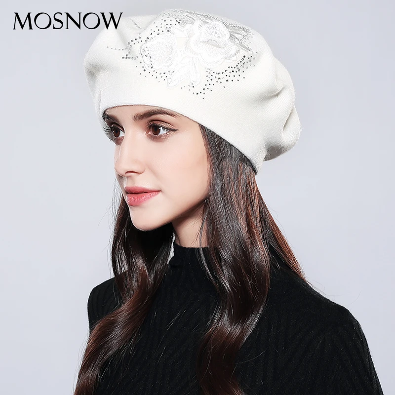 Baratos Boina elegante con diamantes de imitación de flores para mujer 2019 nuevo Otoño Invierno lana de conejo de punto de alta calidad gorras de mujer # MZ740