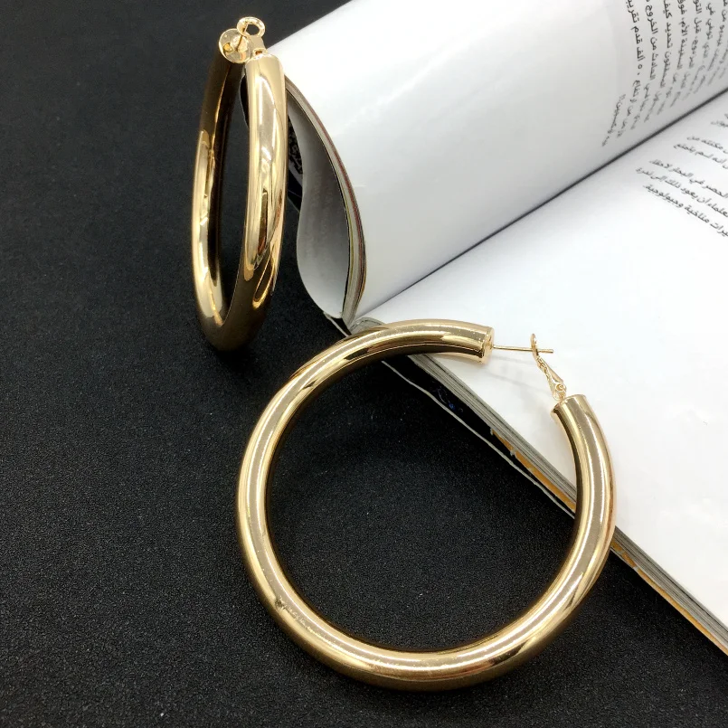 UKEN 2024 Punk Fashion 70mm Diameter Wide Big Hoop Earrings For Women Statement Earrings Brincos Jewelry Accessories Thick 4