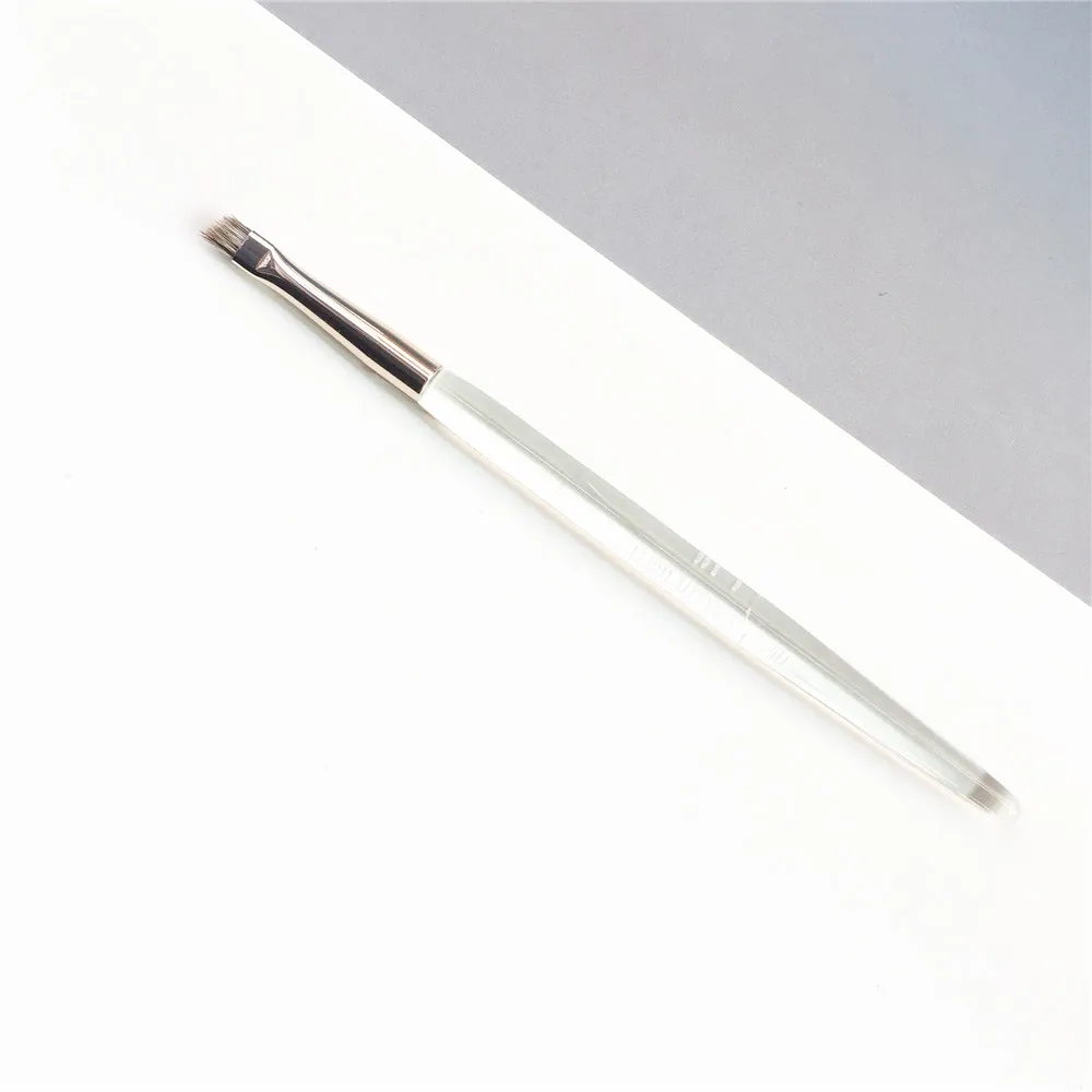 Trish Mcevoy Brush 32 Eyebrow Brush _ 1