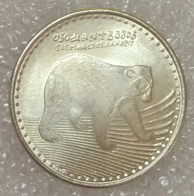 

17mm The Spectacled Bear Colombia Coin South America