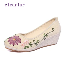 Vintage style shoes women's old Beijing flat shoes Chinese flower embroidery canvas linen shoes Sapato Feminino size 35- 40 C307 цена Vintage style shoes women's old Beijing flat shoes Chinese flower embroidery canvas linen shoes Sapato Feminino size 35- 40 C307 цены онлайн