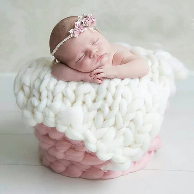 

Newborn Photography Props Blanket Swaddling Stretch Yarn Hat Photo Props Baby Crochet Basket Braid Photo Background