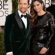 Новое поступление женихов Для мужчин пике черного цвета с отложным воротником в стиле смокинга жениха, на одной пуговице, Для мужчин костюмы для шафера блейзер(пиджак+ штаны+ галстук-бабочка+ жилет) для маленькой девочки C48