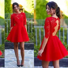 Atemberaubende Red Lace Cocktailkleider Sexy Keyhole Open Back Kurze party dress illusion crew neck mini prom kleider mit halb ärmeln