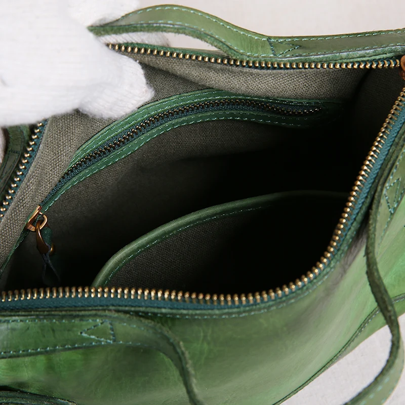 AETOO Original handmade handbags small bags retro vegetable tanned leather shoulder diagonal first layer leather personality art