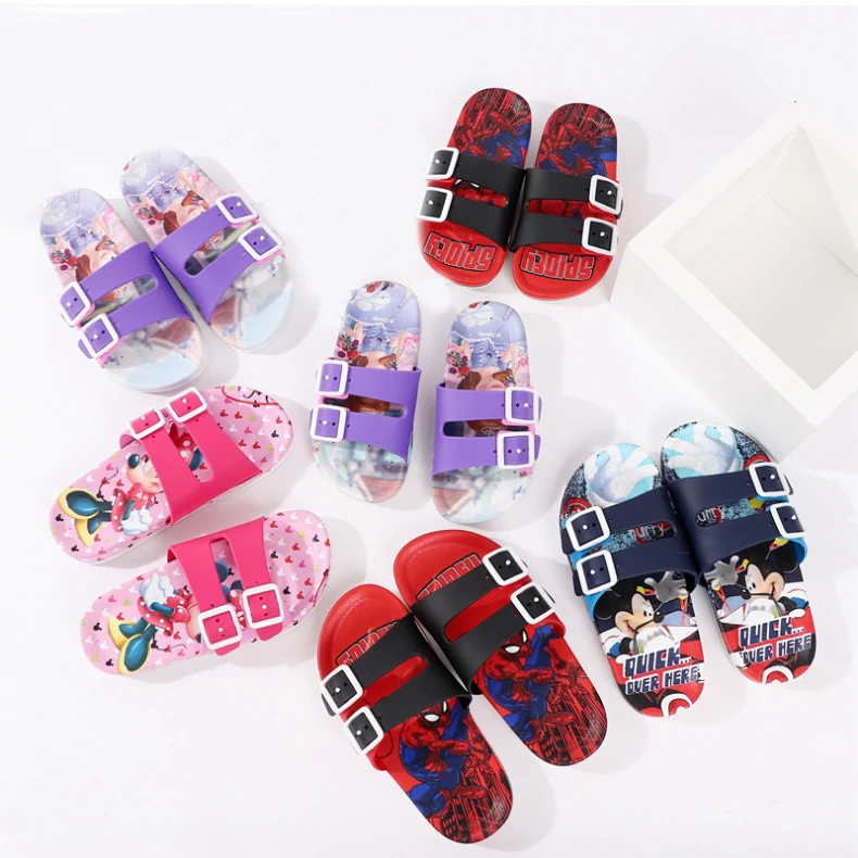 

2019 new Children Slippers for cartoon Beach Sandals Summer Slippers Flat House Flip Flop Kids Non-slip Home Casual Shoes