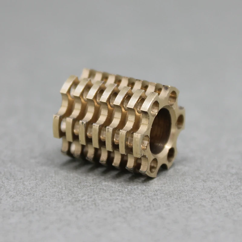 

1PC Hexagonal Petal Shape Brass Titanium Alloy Knife Beads Lanyard Pendant Can Installed 6 Tritium Tube DIY Decorative Pendant