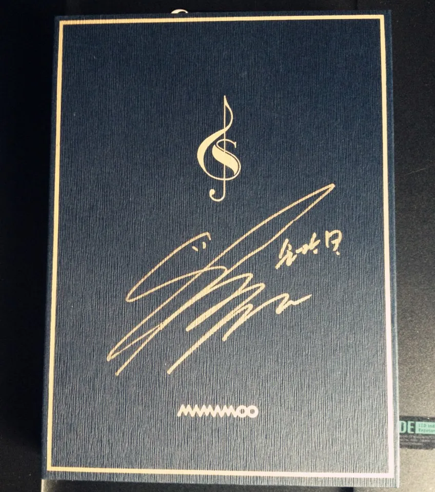 Ручная подписка MAMAMOO Solar autographed Фотокнига k-pop 0801