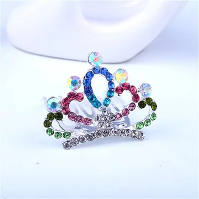 Малыш девушки Diademas Para Bebe корона платье для первого причастия, элегантный стильный браслет в виде полой позолоченой тиара корона принцессы вечерние Головные уборы украшения - Цвет: Армейский зеленый