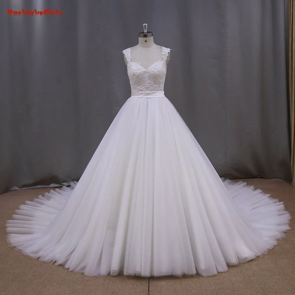 2016 High Quality Elegant A Line Sweetheart Lace Appliques Tulle Cap Sleeve Sleeve font b Bridal