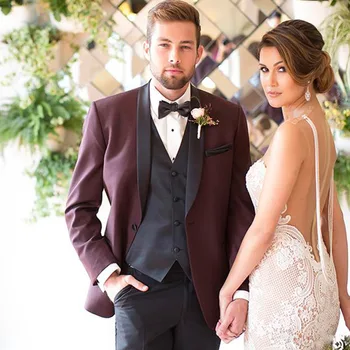 

Men's Wedding Charming 3 Piece Suit Shawl Lapel 1 Button Dress Set for Prom Dinner (Blazer+Pants+Vest+Bow Tie)