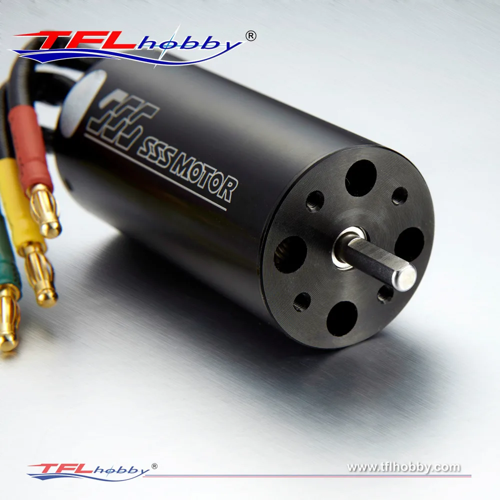 Détail du système de refroidissement par eau du moteur RC sans balais SSS 4074 1400KV/2200KV.