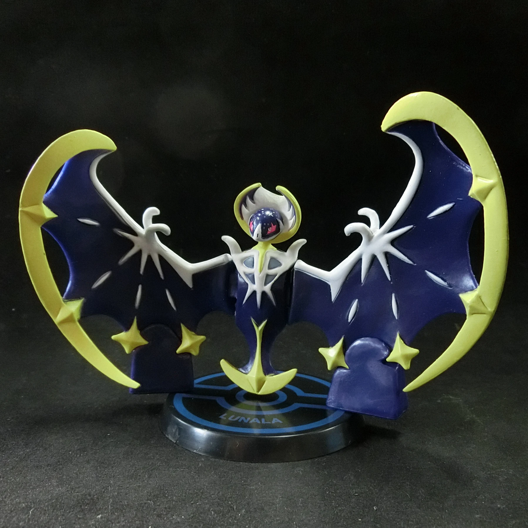 Solgaleo Lunala большой размер аниме мультфильм Фигурки Коллекция Модель игрушки - Цвет: Черный