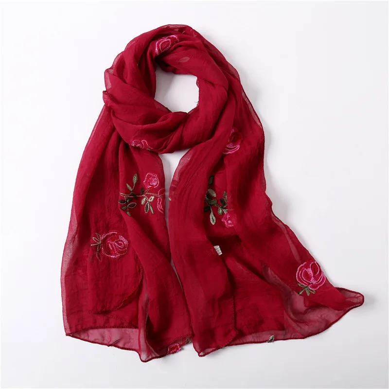 Шарф с узором розы, шелковый шарф с вышивкой, дорожный солнцезащитный платок, шарфы для женщин, мягкий светильник, Женский хиджаб, шарф - Цвет: Wine Red