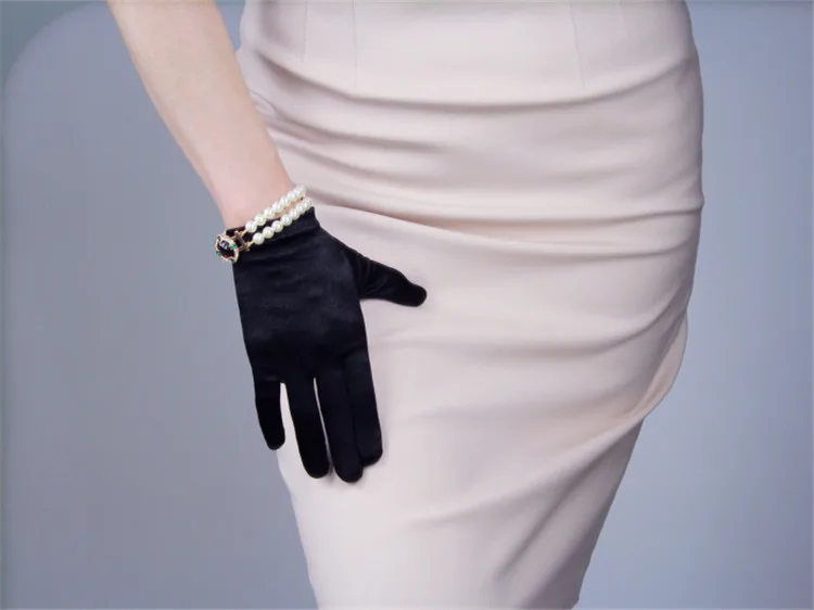 Для женщин перчатки Эластичный шелковый атлас Женская Защита от Солнца перчатки классической французской элегантности Вечернее Vestido