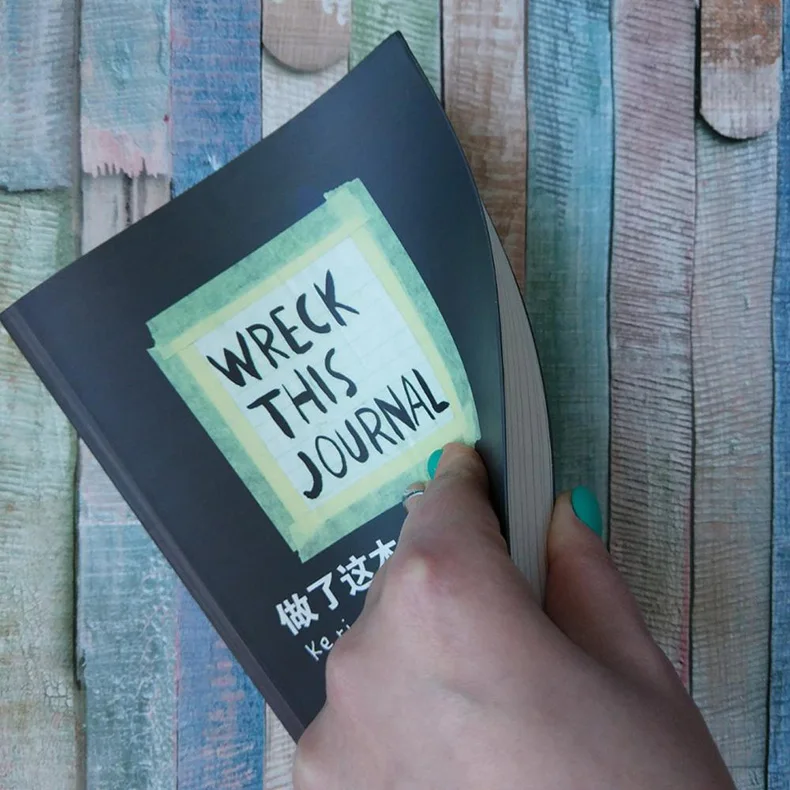 Wreck This Journal Everywhere By Keri Smith креативные раскраски для взрослых снимают стресс секретный сад художественные раскраски