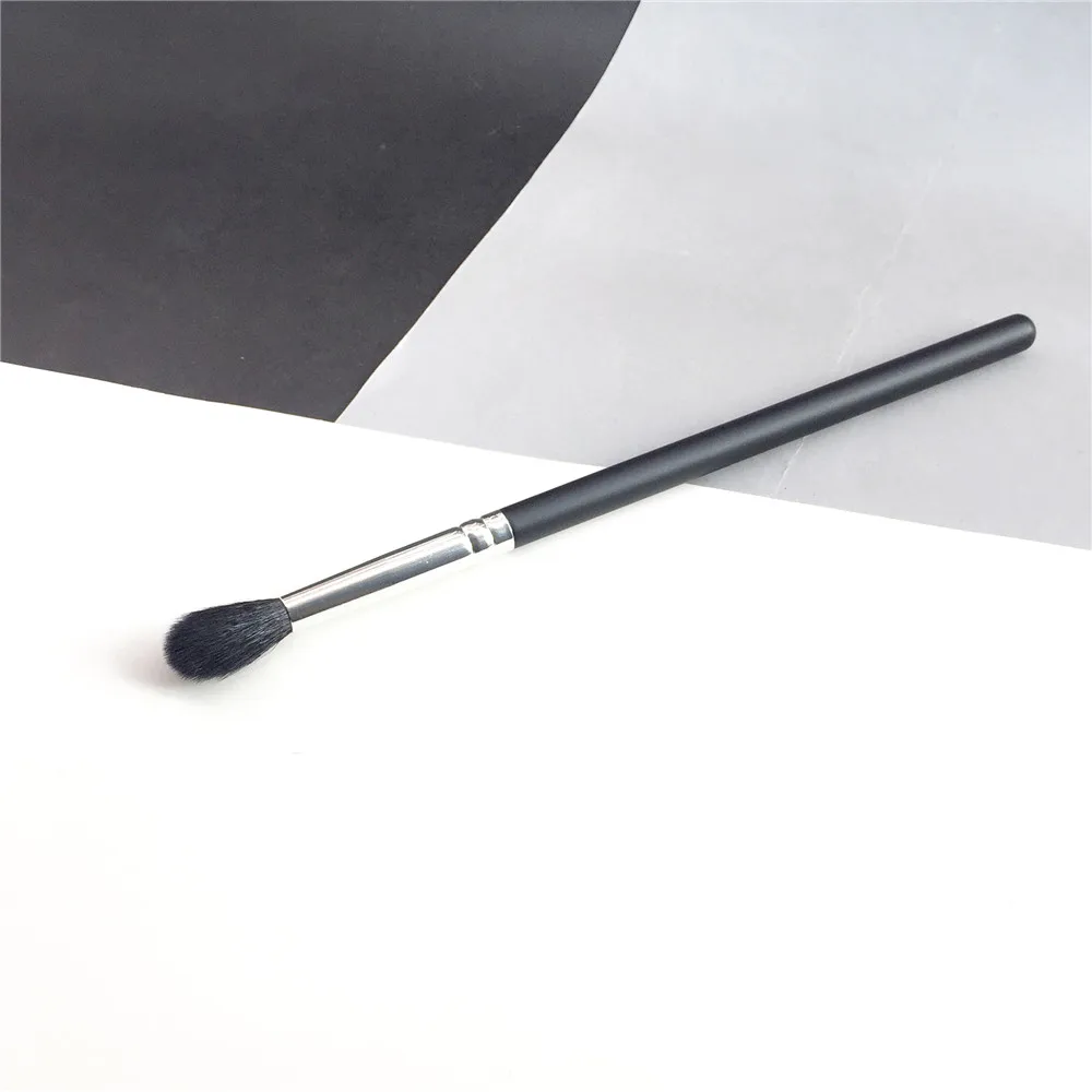 Morphe Brush M330 _ 2
